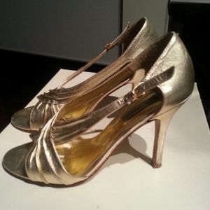 SOLD Steve Madden gold strappy sandals